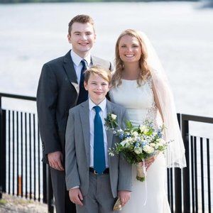 Meet your Posher, Cara